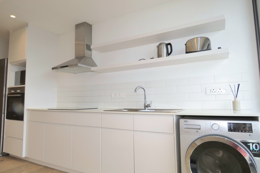 To Let 1 Bedroom Property for Rent in Woodstock Western Cape